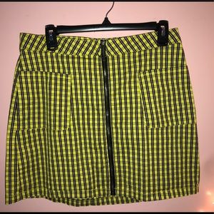 plaid zip-up skirt Colors yellow,pink, and yellow
